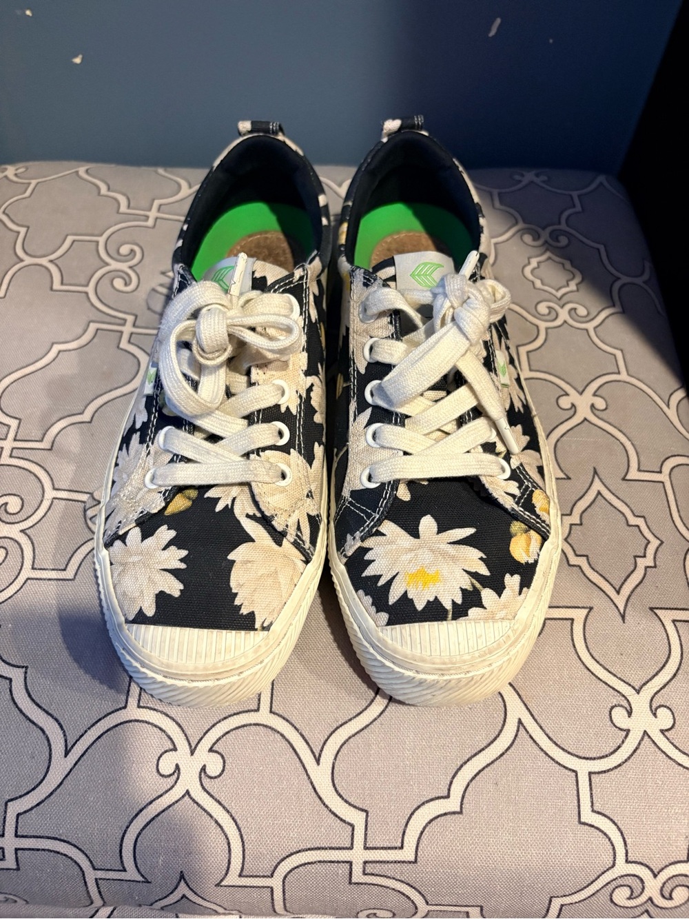 Cariuma OCA Low sneakers